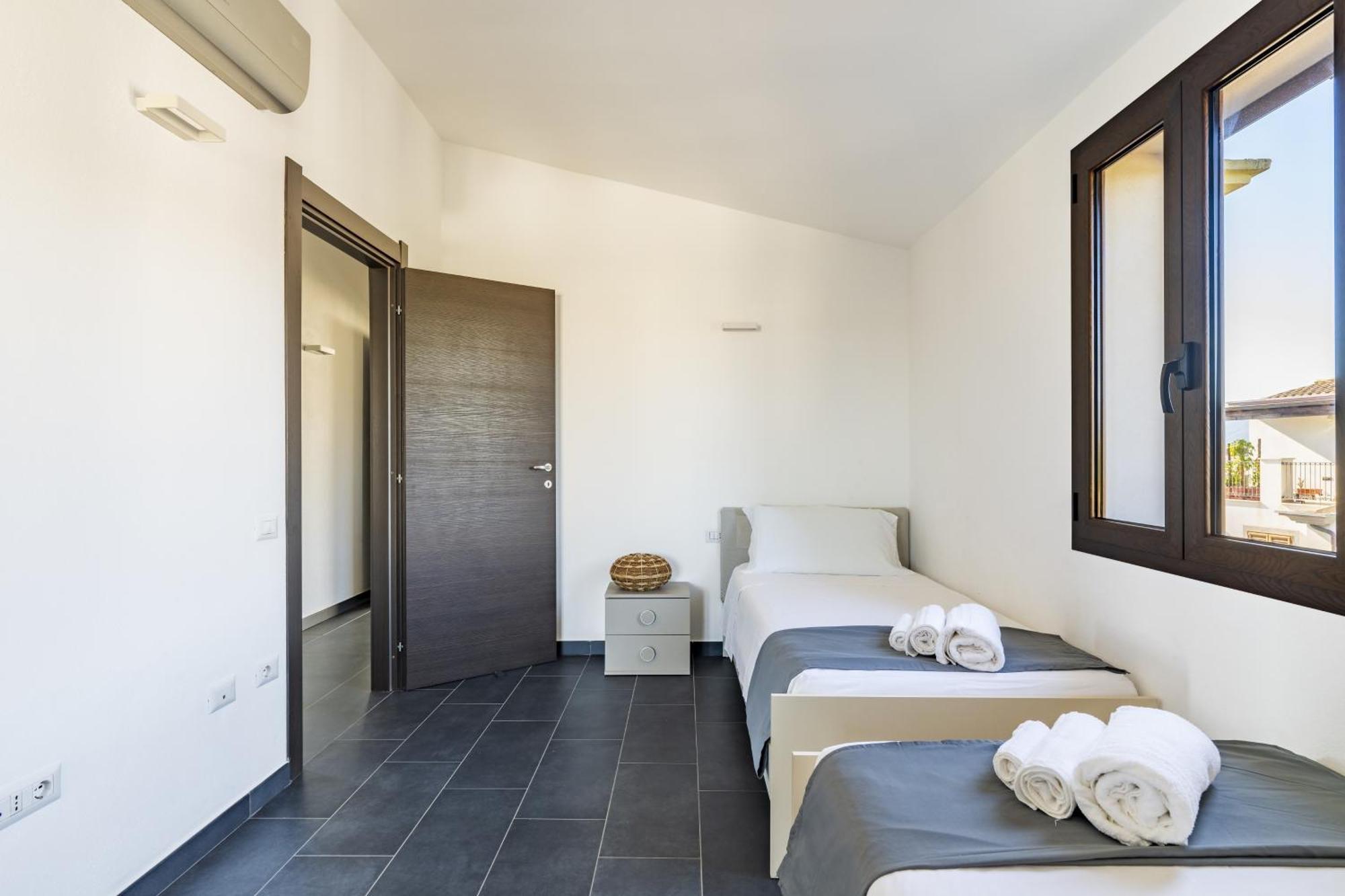 Lighthouse Holiday Home Àrbatax Dış mekan fotoğraf